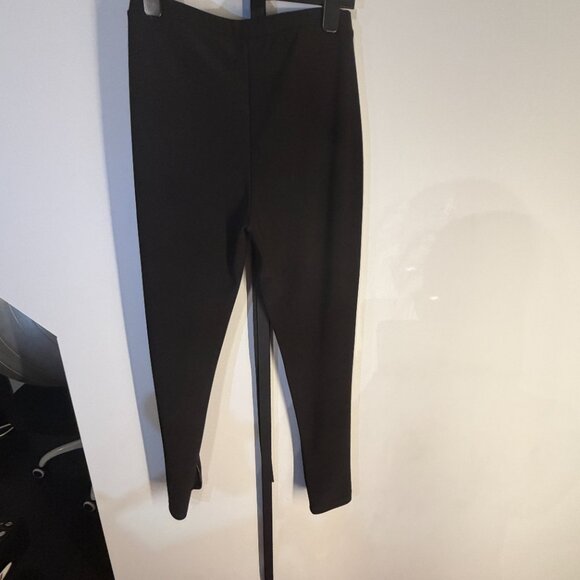 EUC - Joseph Ribkoff Size 8 Capri Pants with split bottom - Picture 5 of 7